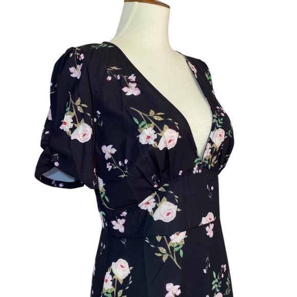 Boho Black Floral Short Sleeve Chiffon Mini Dress - Picture 11 of 16